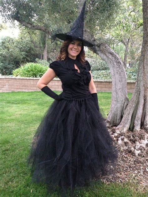 Creating a diy witch outfit for larger sizes